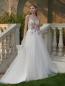 Preview: Romantisches Brautkleid mit floraler Stickerei & zarten Trägern SH-021